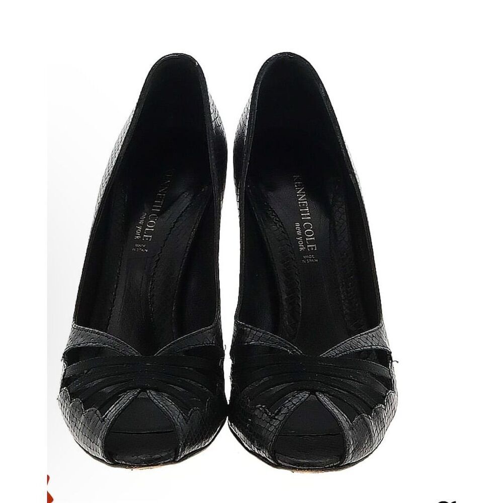 Kenneth Cole New York Women's Black Snake Print Peep Toe Pumps Size 8 - Picture 2 of 12